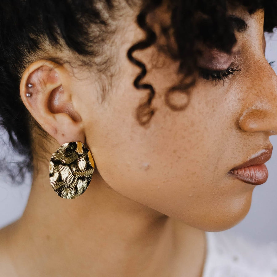 Boucles d'oreilles pendantes Sabine coloris argent - Bébou la Coquette