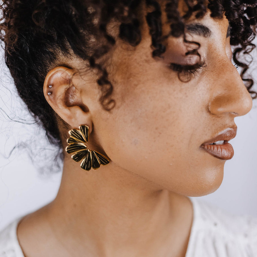 Boucles d'oreilles pendantes Pâquerette - Bébou la Coquette