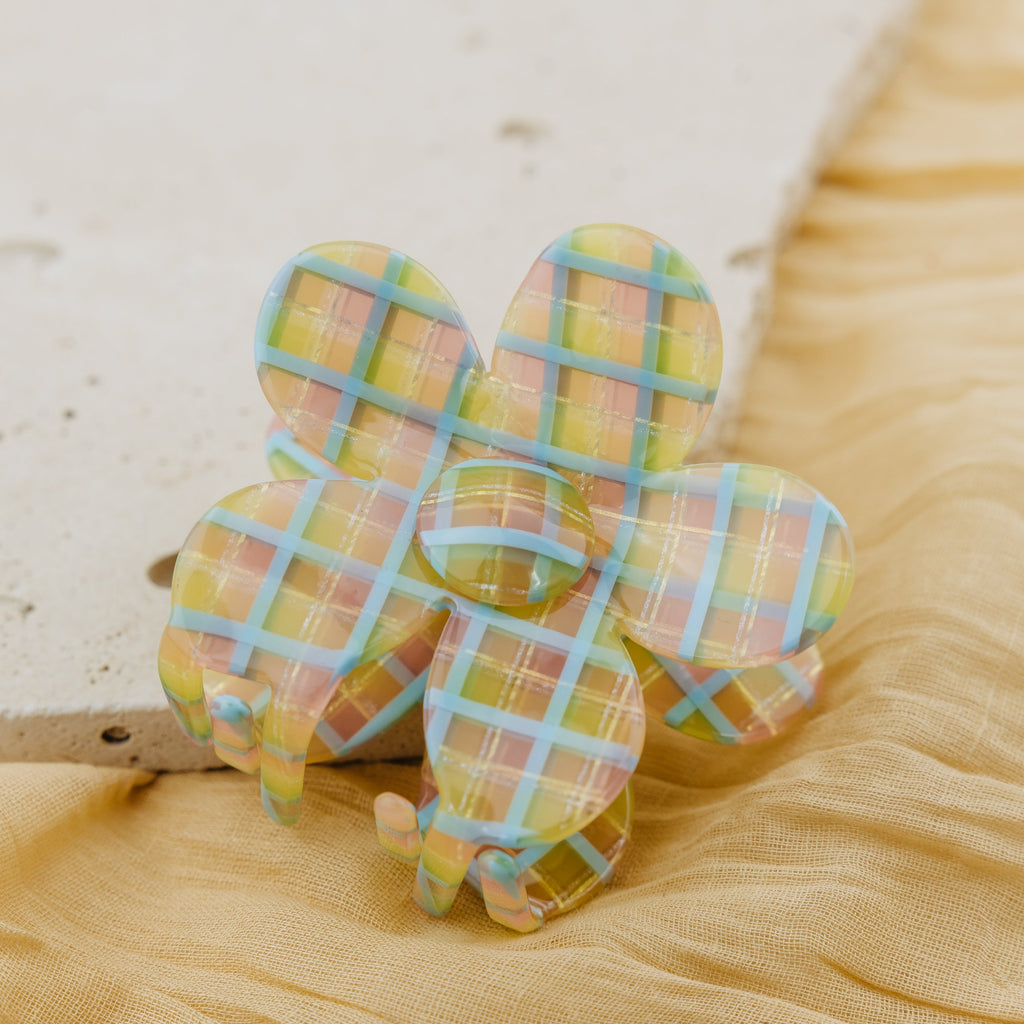Pince à cheveux Paulette verte, fleur à carreaux pastel en acétate de cellulose